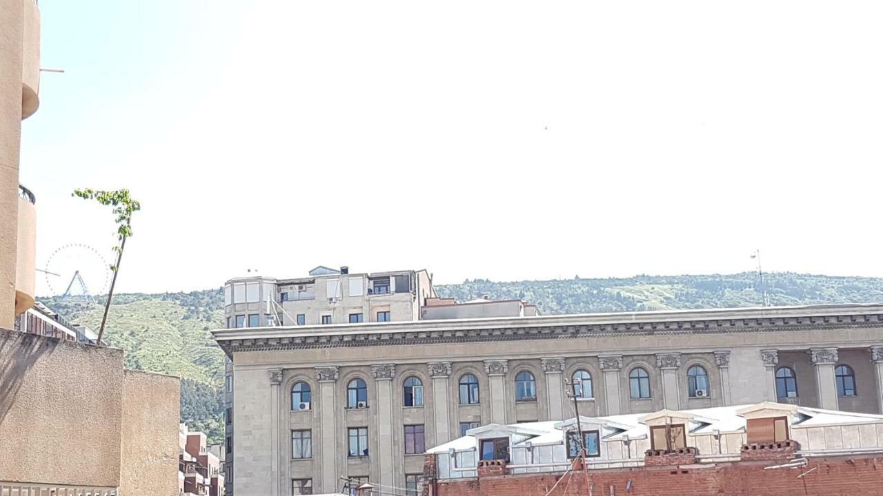 Atlas Hotel Tbilisi Bagian luar foto