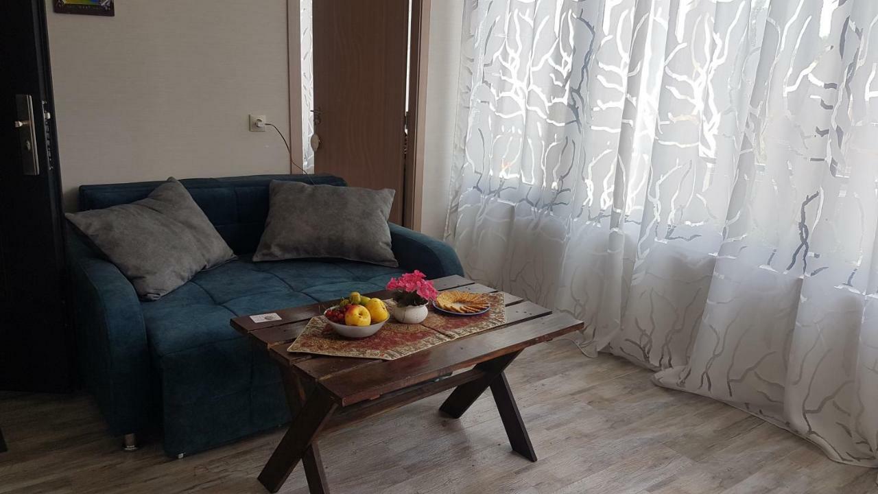 Atlas Hotel Tbilisi Bagian luar foto