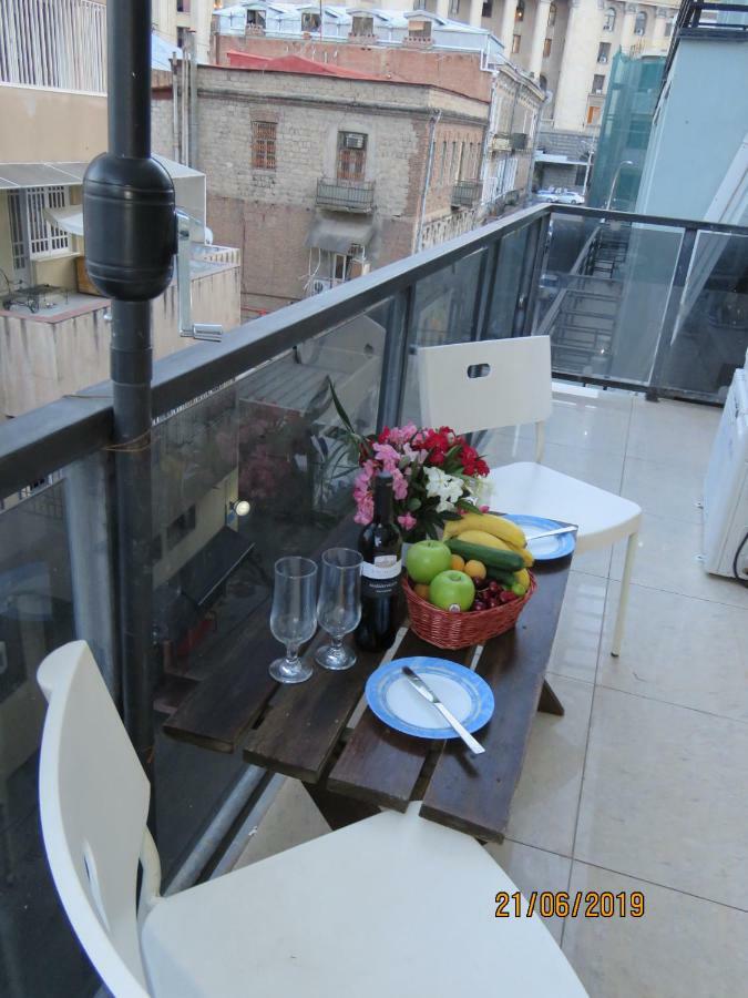 Atlas Hotel Tbilisi Bagian luar foto