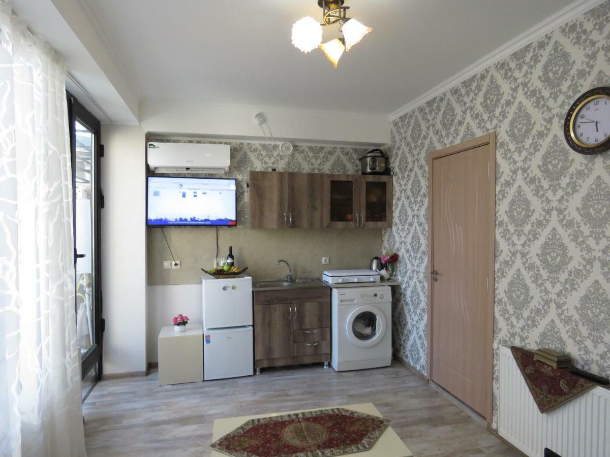 Atlas Hotel Tbilisi Bagian luar foto